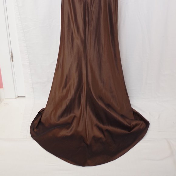 Montage Faux 2 Piece "Cocoa" Beaded Gown w/Jacket NEW- Sz. 8 - Picture 4 of 9